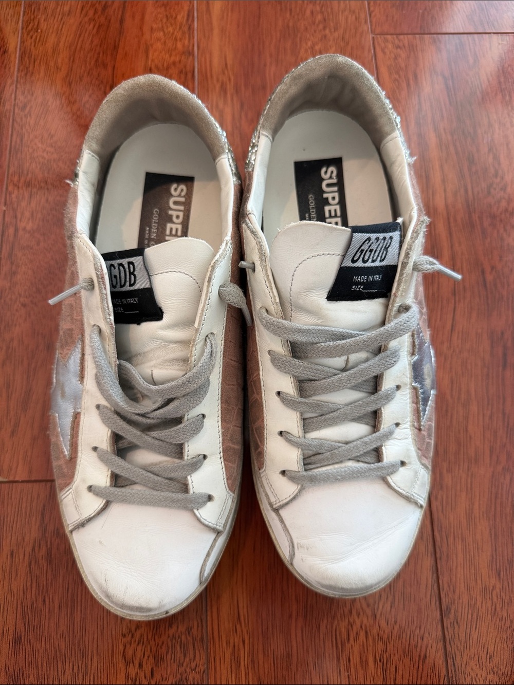 NIB Golden Goose Superstars 39